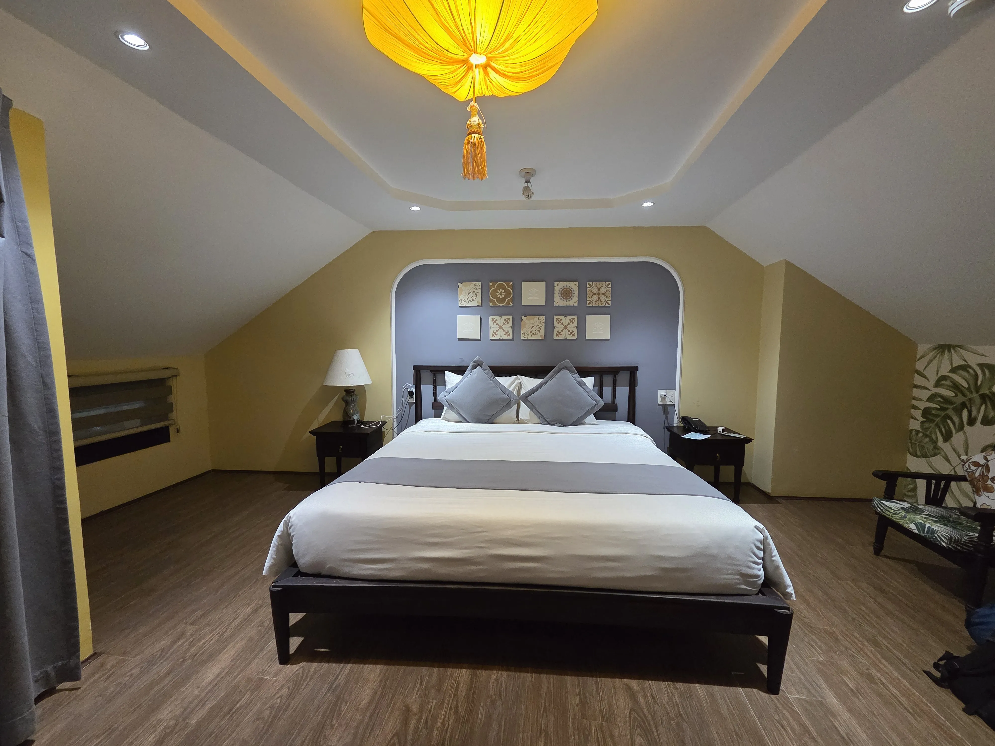 【2026 越南旅遊】會安兩天一夜實測行程：穿上紅色奧黛，走進黃色古城的浪漫時光